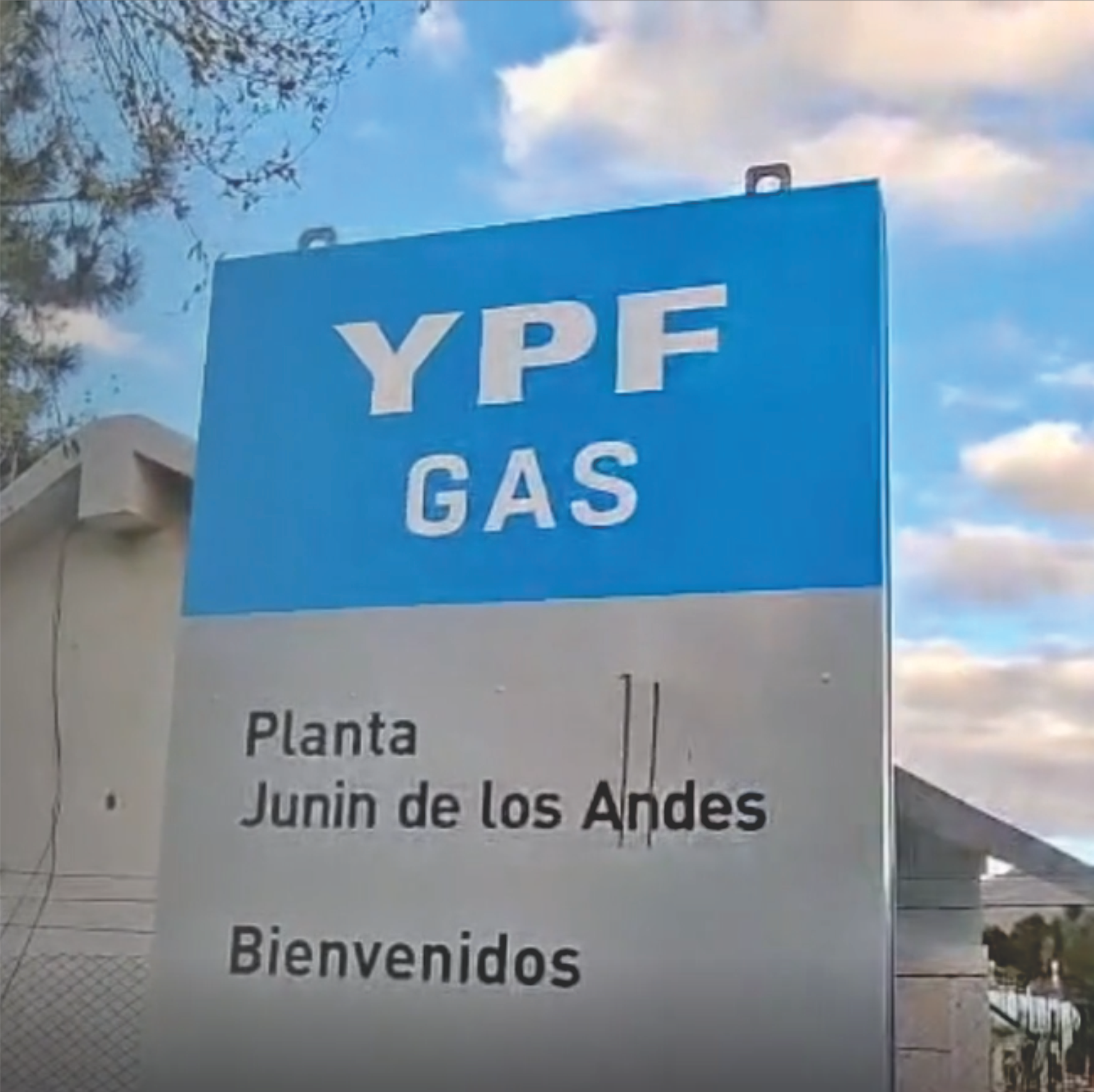 INSTALACION DE BASCULA EN YPF GAS